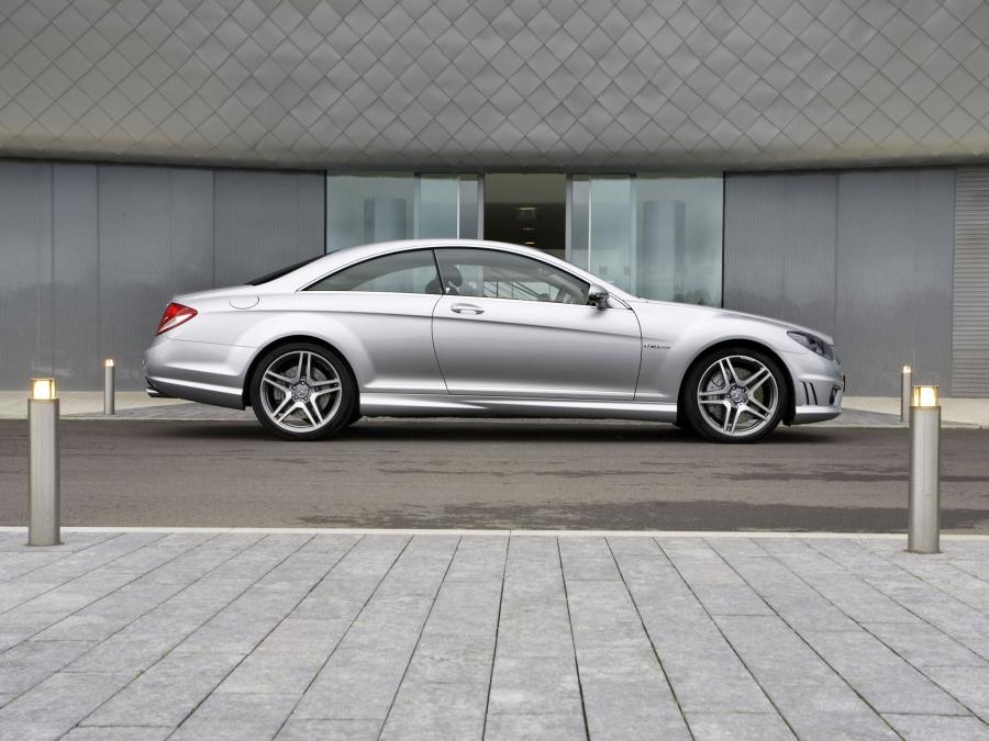  Mercedes-Benz CL63 AMG 2007 года  (UK) (фото 4 из 9)